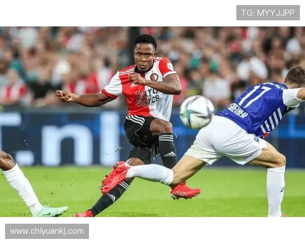 维罗纳球员近期表现稳健,攻防两端展现持续提升态势 维罗纳球员近期表现稳健,攻防两端展现持续提升态势