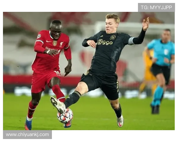 阿贾克斯关键比赛表现不佳，赛季走势存在隐患