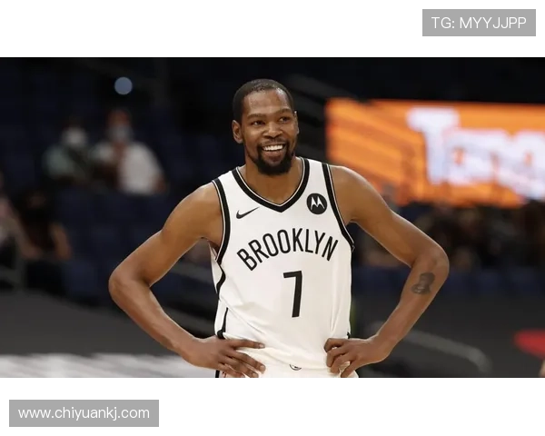 米切尔·罗宾逊挡拆高效为杜兰特制造得分机会提升球队整体进攻效率